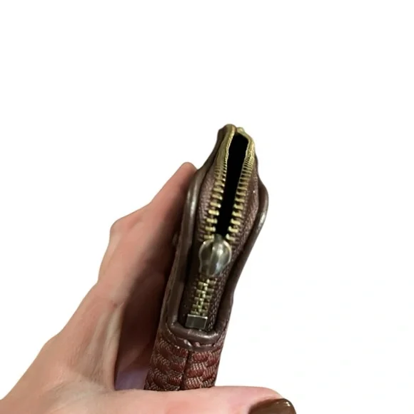 Coach Textured Brown and Floral Tan Wristlet Rehab Duo - Picture 4 of 11